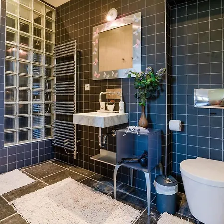 Villa In Cap D’antibes Near Beaches