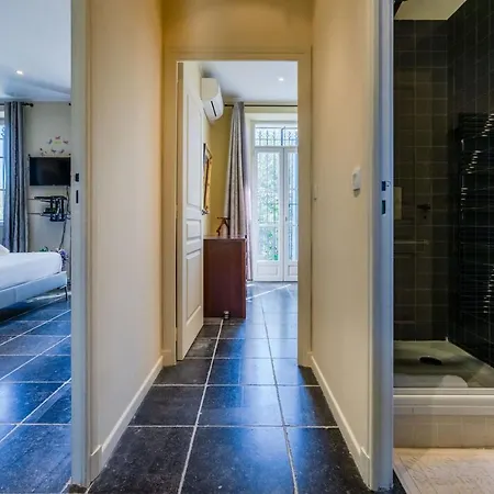 In Cap D'antibes Near Beaches Villa