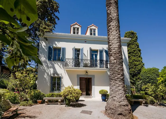 In Cap D'antibes Near Beaches アンティーブ